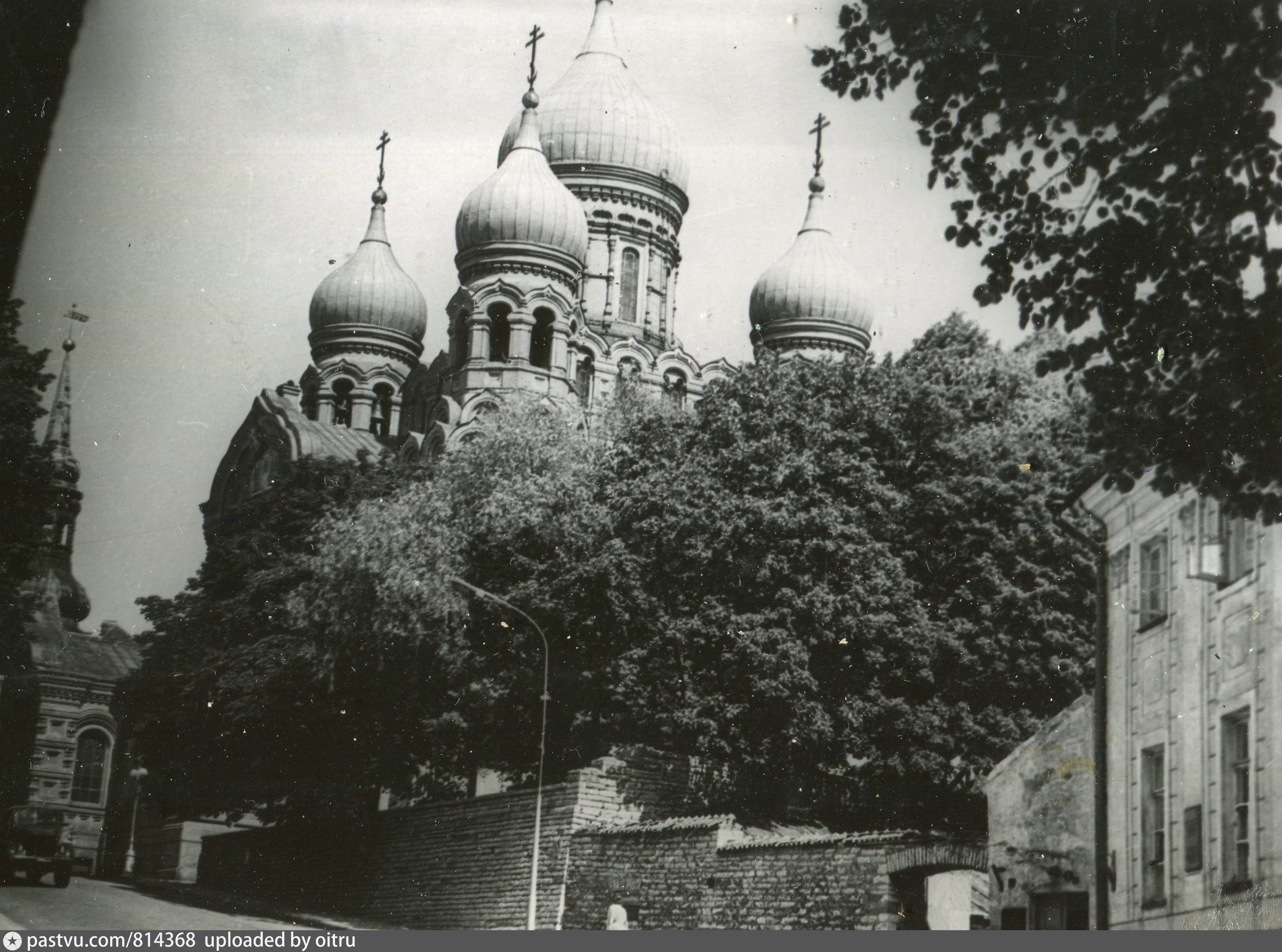 Храм Невского на Патриарших прудах