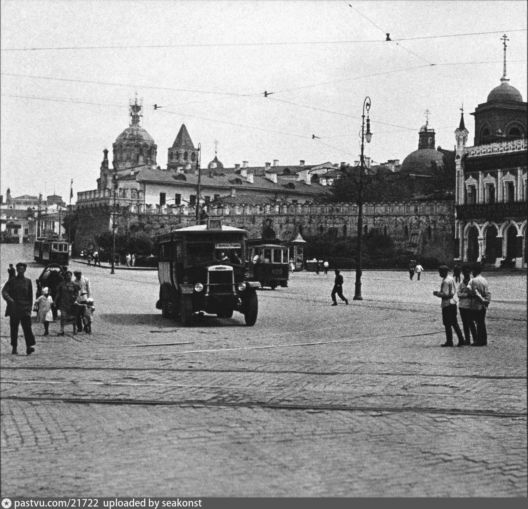 Москва 1920 х годов. Театральный проезд до революции. Москва 1920-х. Москва до 1920. Фотография Москвы 1920-е.