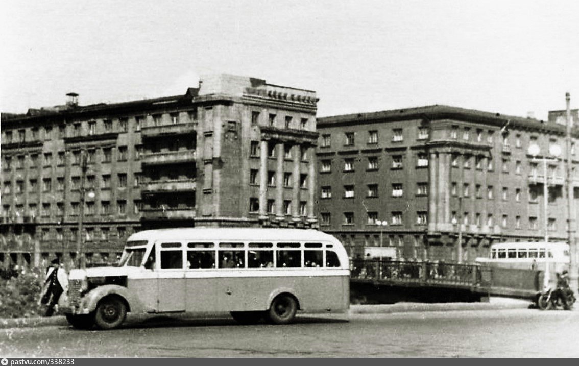 Советский ленинградский. Ленинград 1951. Ленинград 1951 год. Ленинград 1951 год фото. Прогулка по Ленинграду в 1952 году.