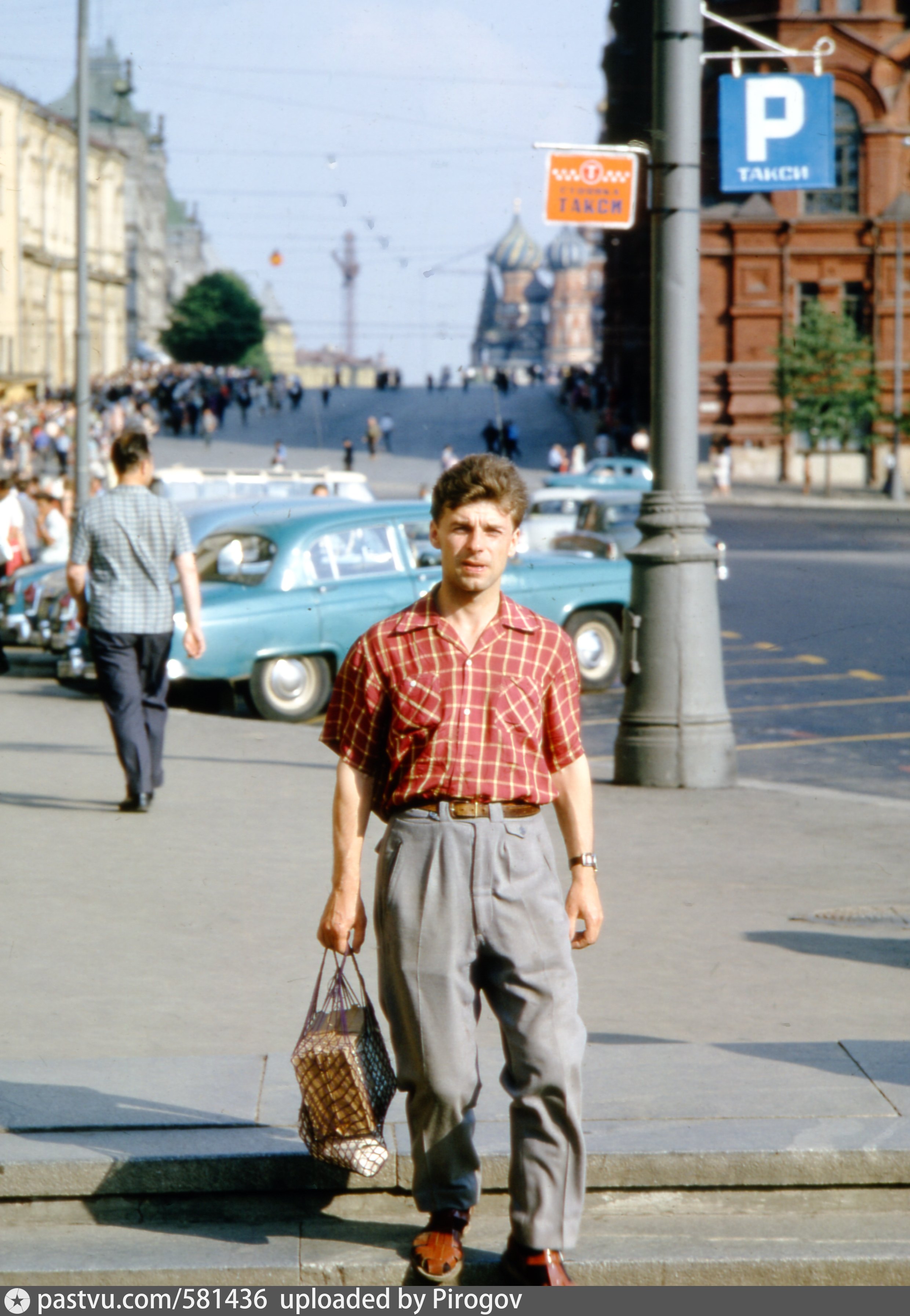 В советское время мужчины. Хаммонд Москва лето 1964. Снимки Томаса Хаммонда в СССР.