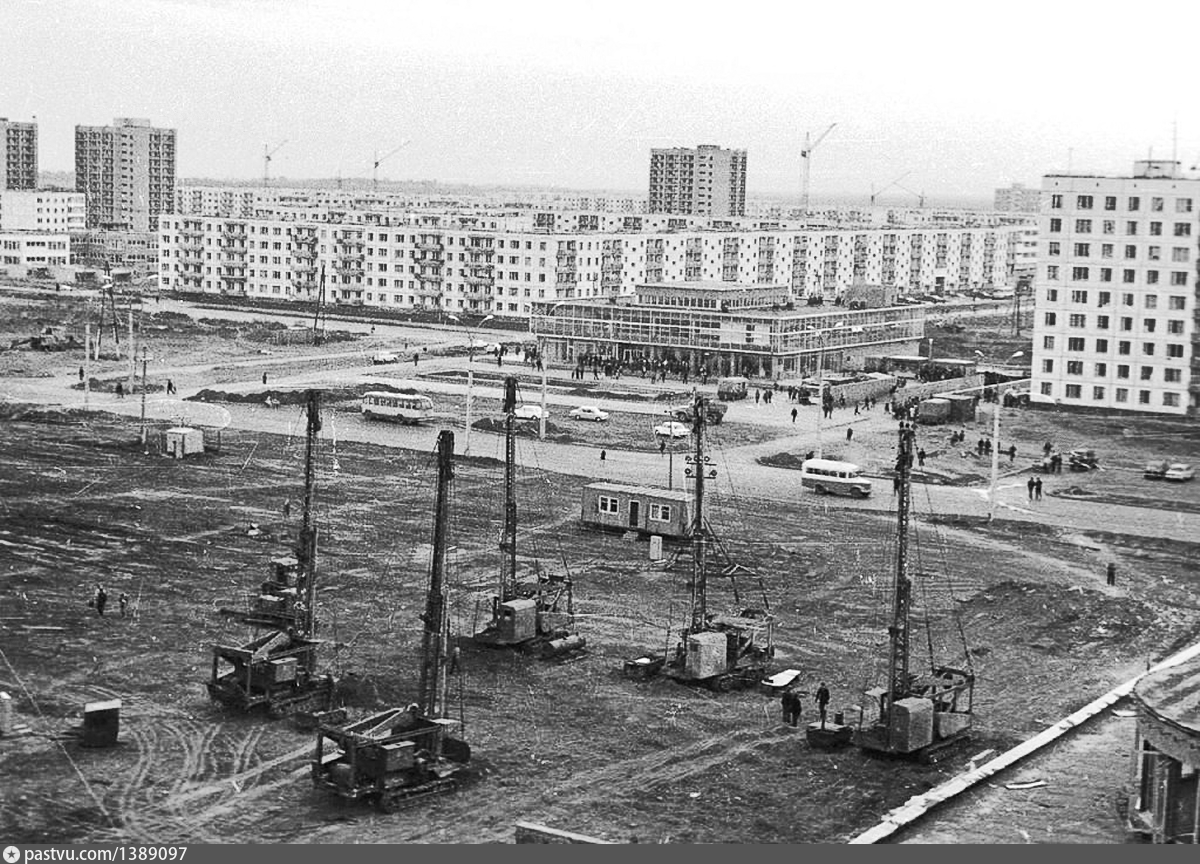 Старый тольятти. Ретро Тольятти Автозаводский район. Автозаводский район 1990. Ретро Тольятти Автозаводский район 6 квартал. Стройки Тольятти Автозаводской район 1990 года.