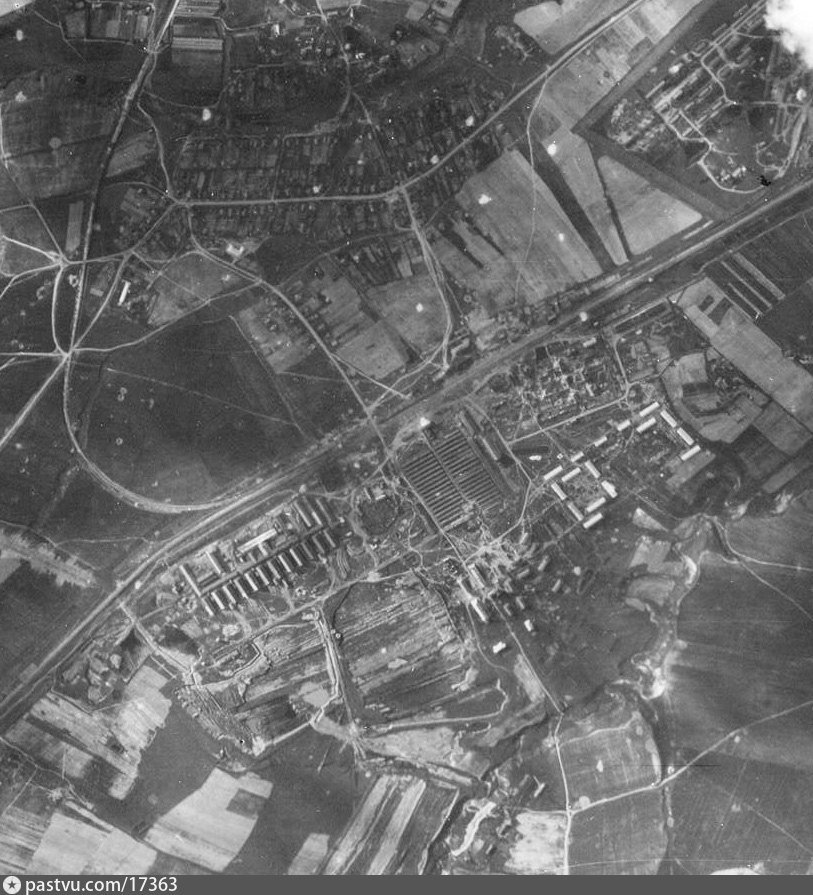Немецкая съемка: Очаково с воздуха в июле 1942 г