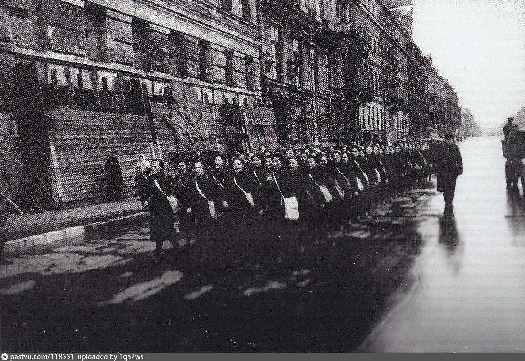 Невский проспект 1943