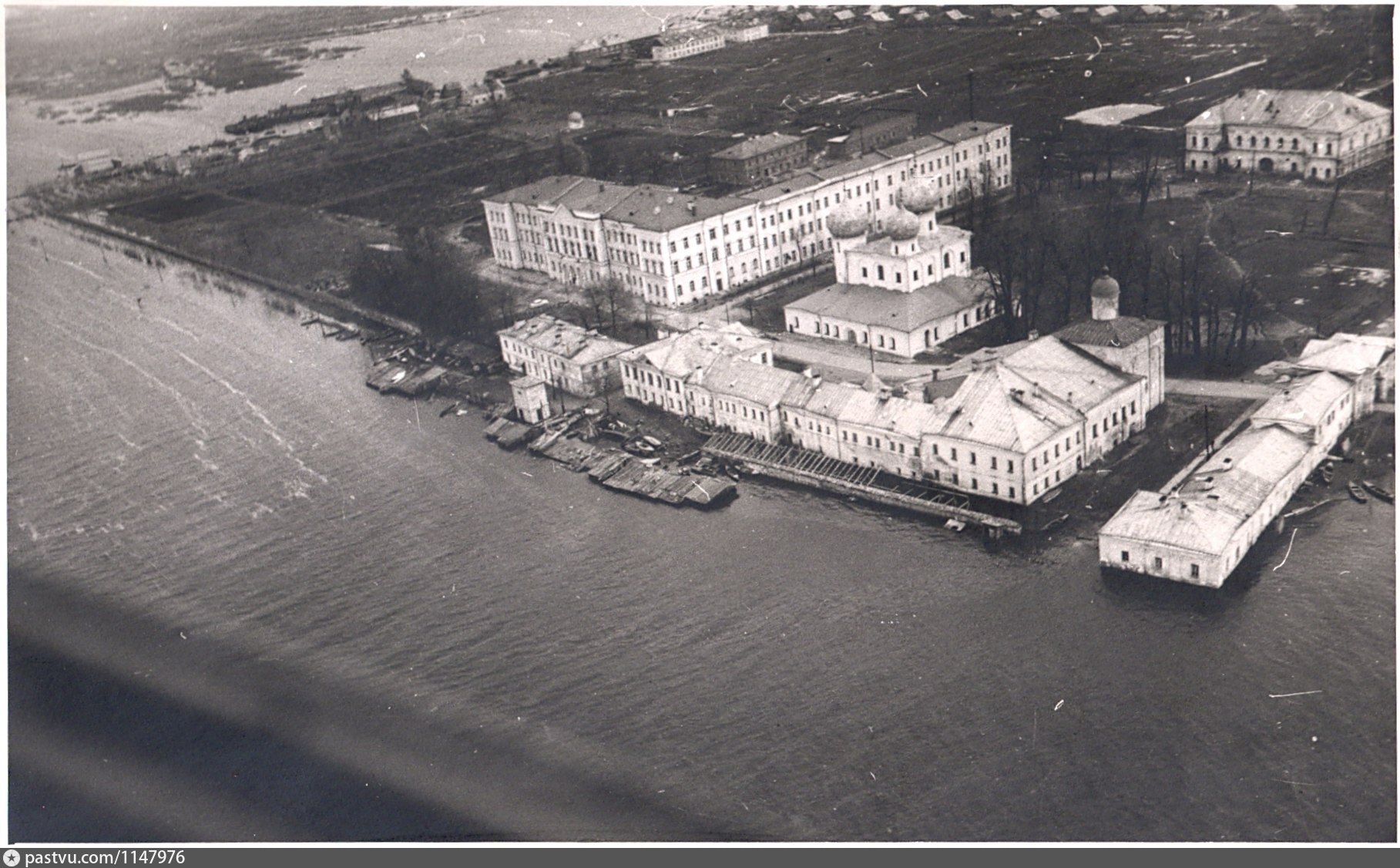 Фото 1966 год. Наводнение в Новгороде 1966. Великий Новгород наводнение 1966 года. Наводнение Великий Новгород. Новгород наводнение 1955 год.