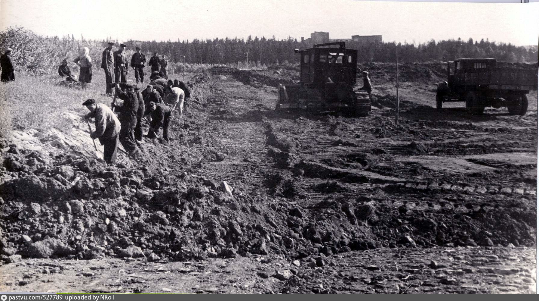 Березники в 1950. Помощь городам во время войны в Березниках. Березники старые фото города. Трудотряды фото в Березниках Пермский край вторая мировая.