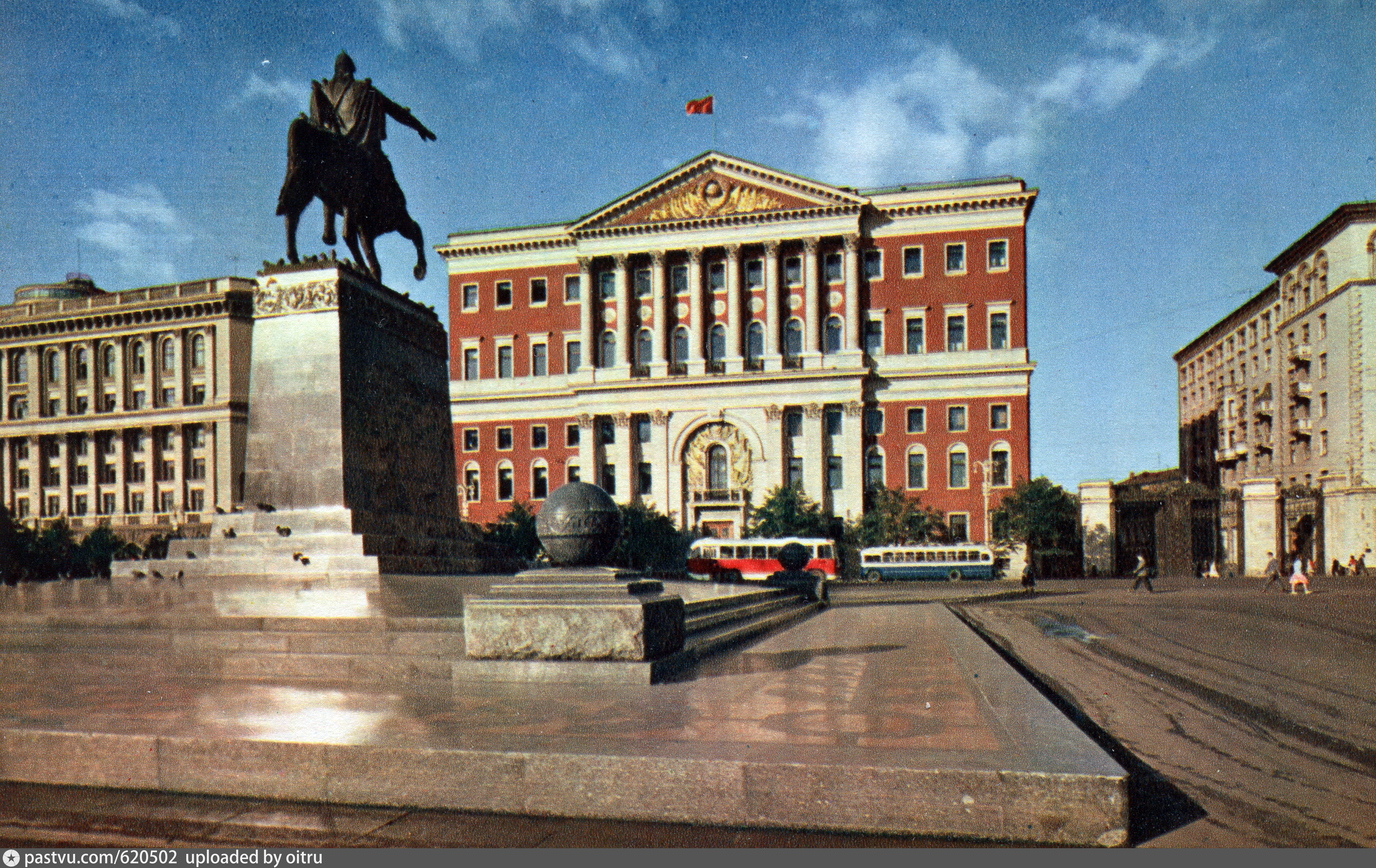 советская площадь москва