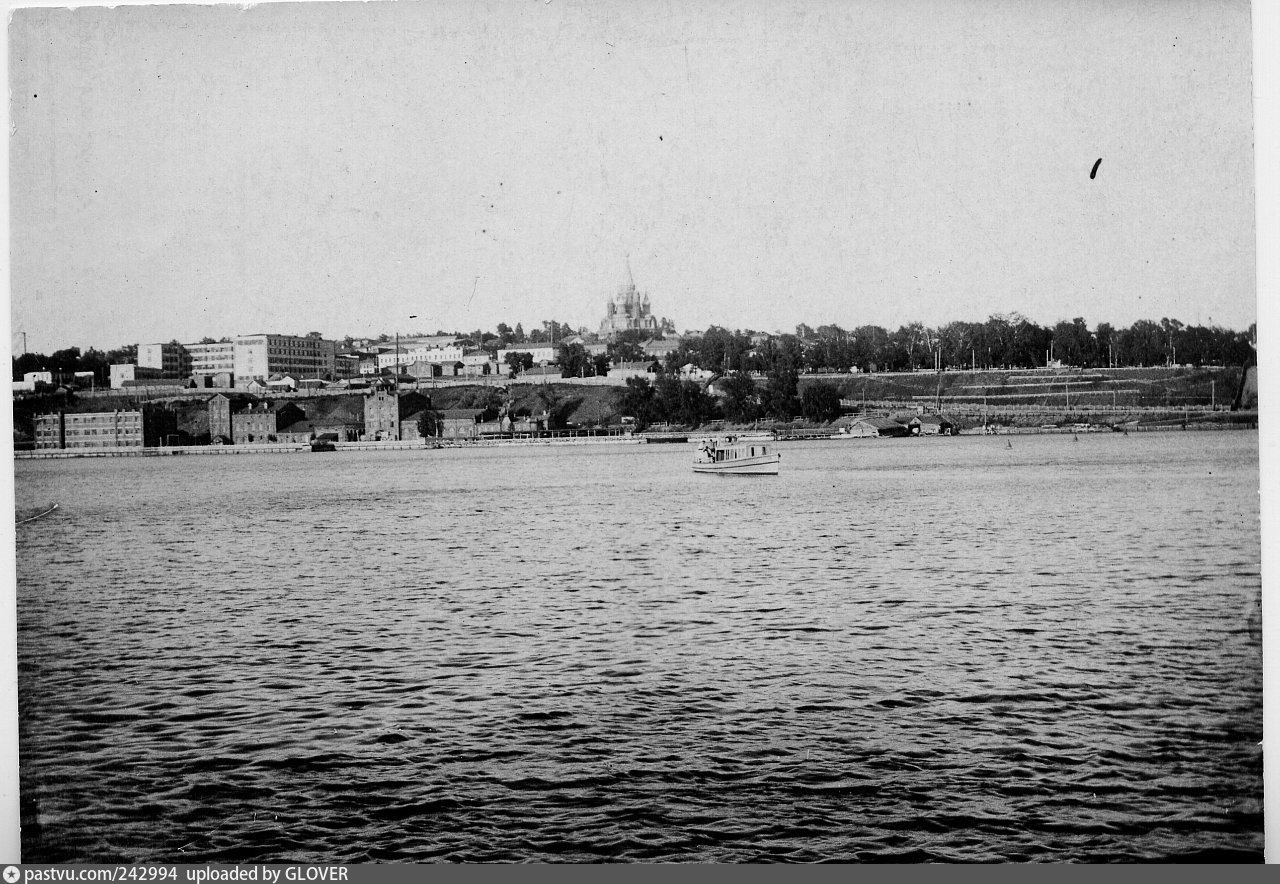 Плотина ижевского оружейного завода. Плотина воткинского пруда. Ижевский пруд история. Ижевский пруд старый пирс. Старая пристань ижевский пруд.