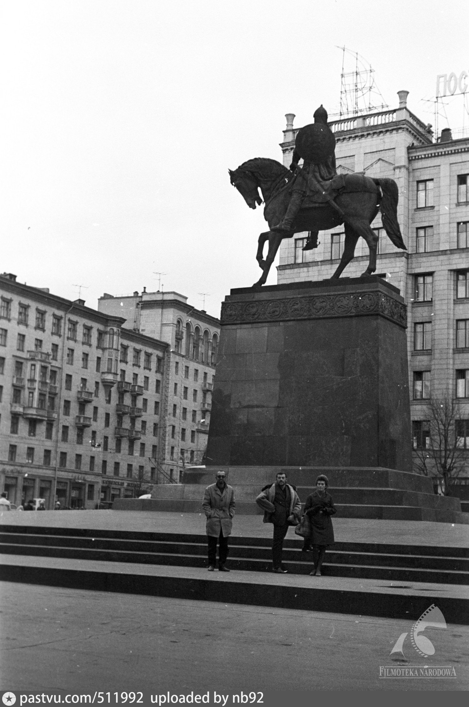 памятник долгорукому в москве