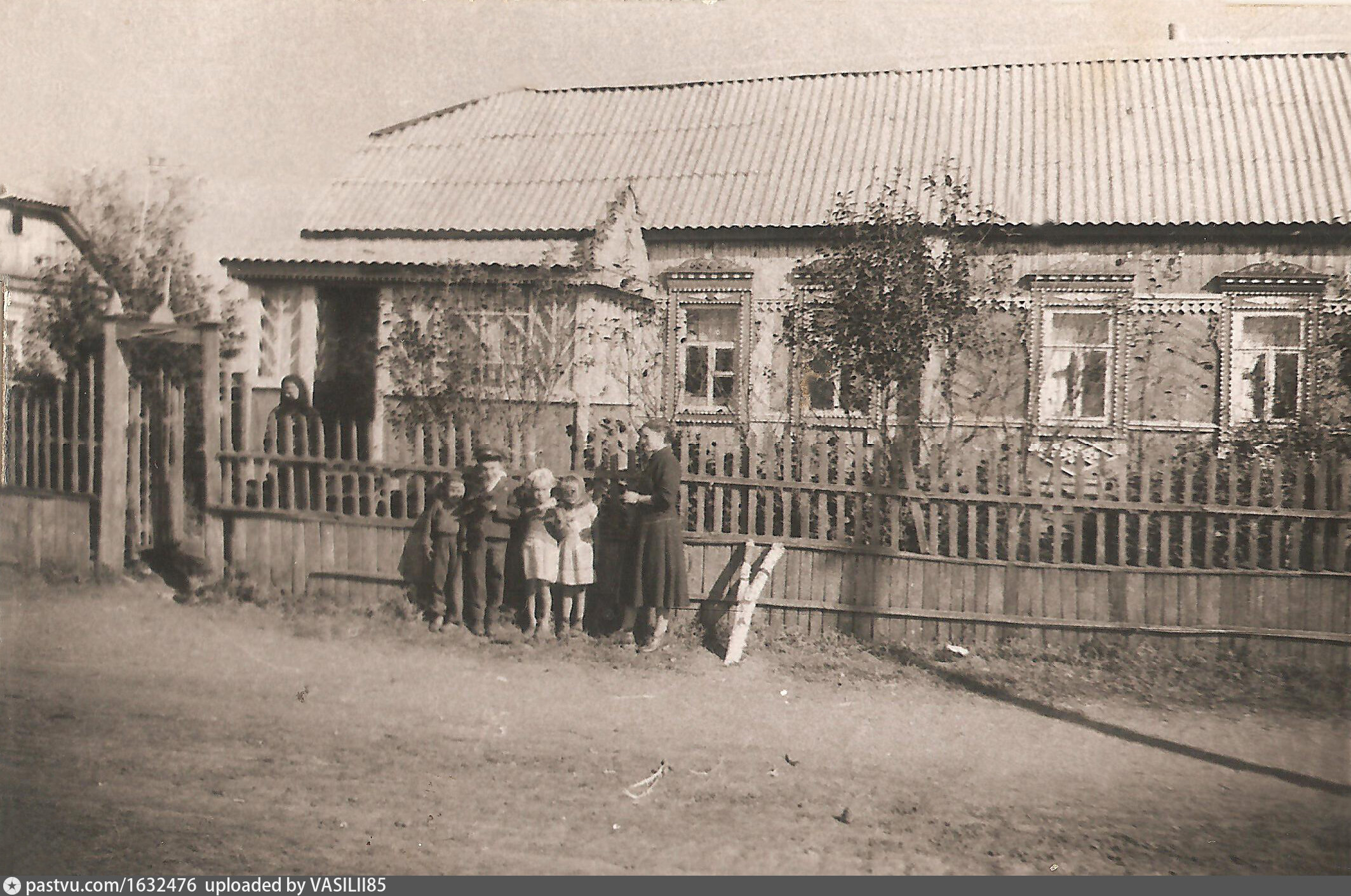 село Третьи Левые Ламки, улица Заречная, 9 - Retro photos