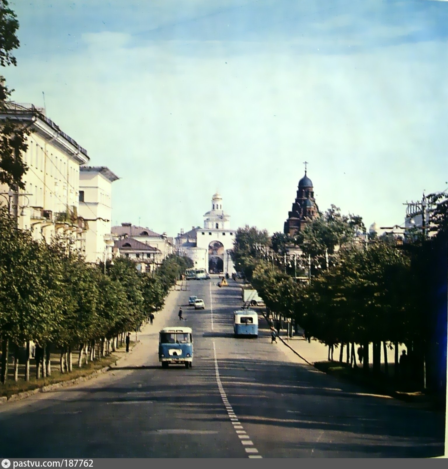 Советские фото владимира. Улица Дворянская во Владимире. Город Владимир 1960. Владимир в 1980г. Город Владимир в 90.