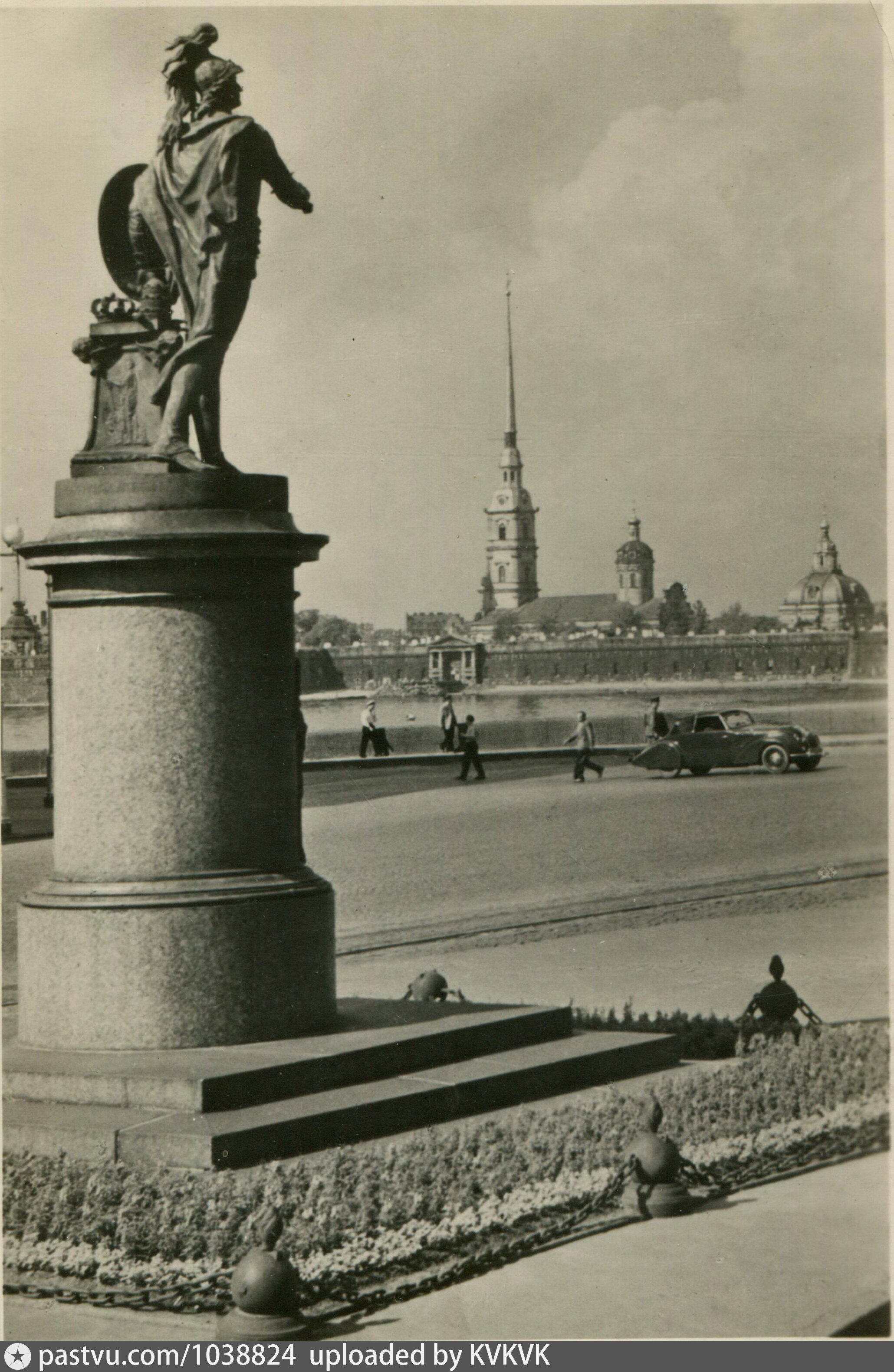 памятник суворову санкт петербург