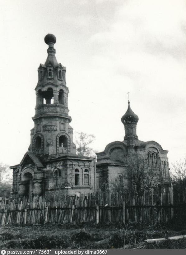 Ретро боровск. Храм Покрова Пресвятой Богородицы Боровск. Боровск Старообрядческий храм. Старообрядческая Церковь введения Пресвятой Богородицы Боровск.