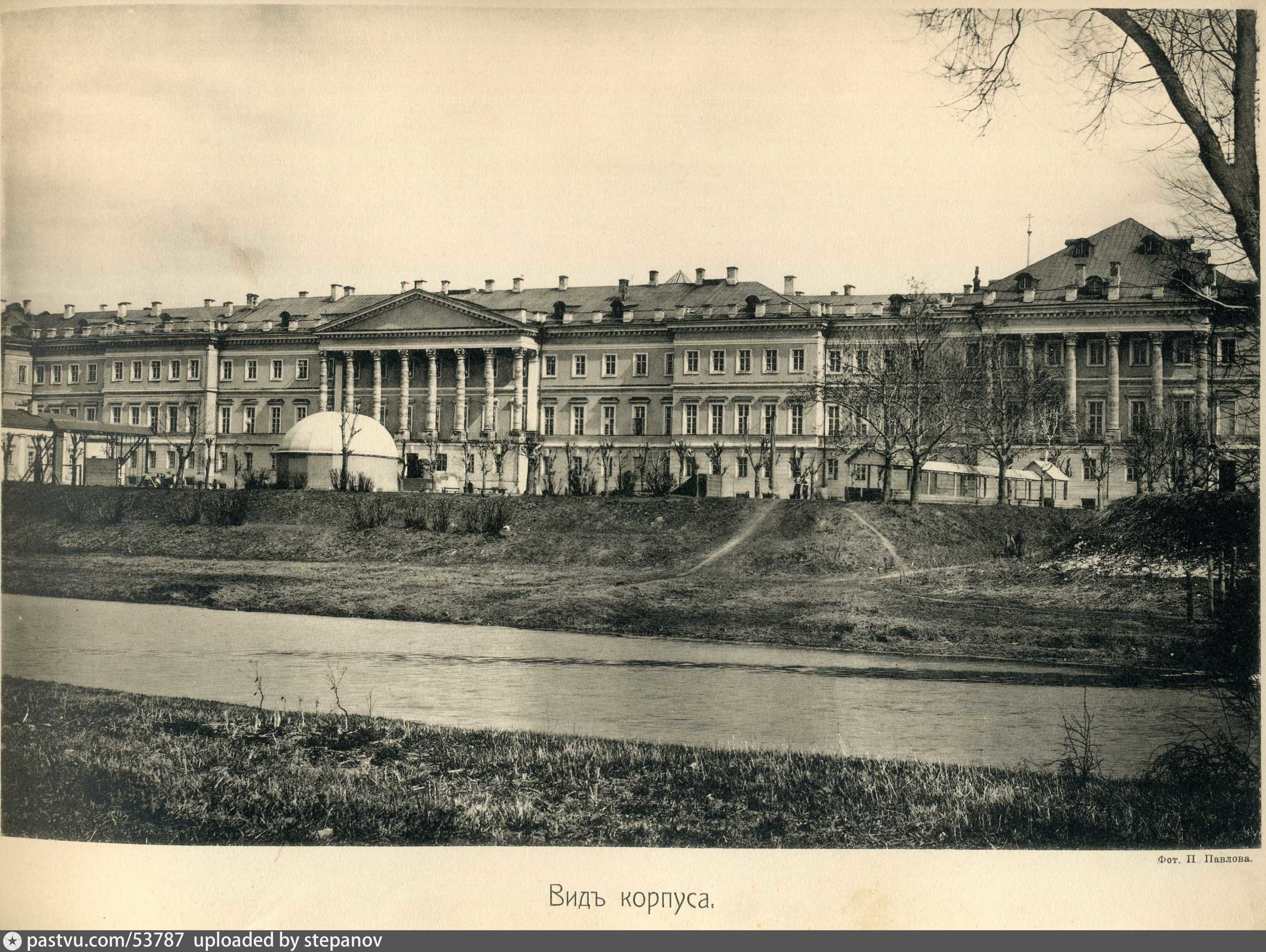 екатерининский дворец в лефортово