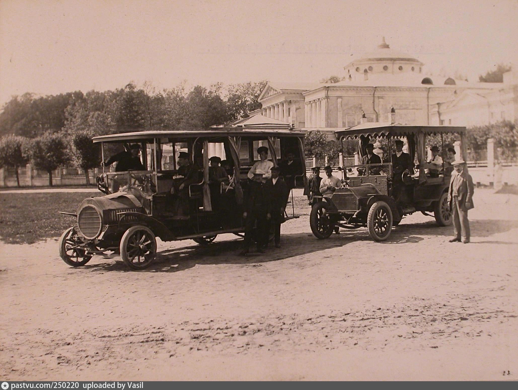 1907 год первый городской автобус. Первый Московский автобус 1907. Автобус Даймлер 1907 год. Автобус Nag 1907. Омнибус автомобиль 1907.