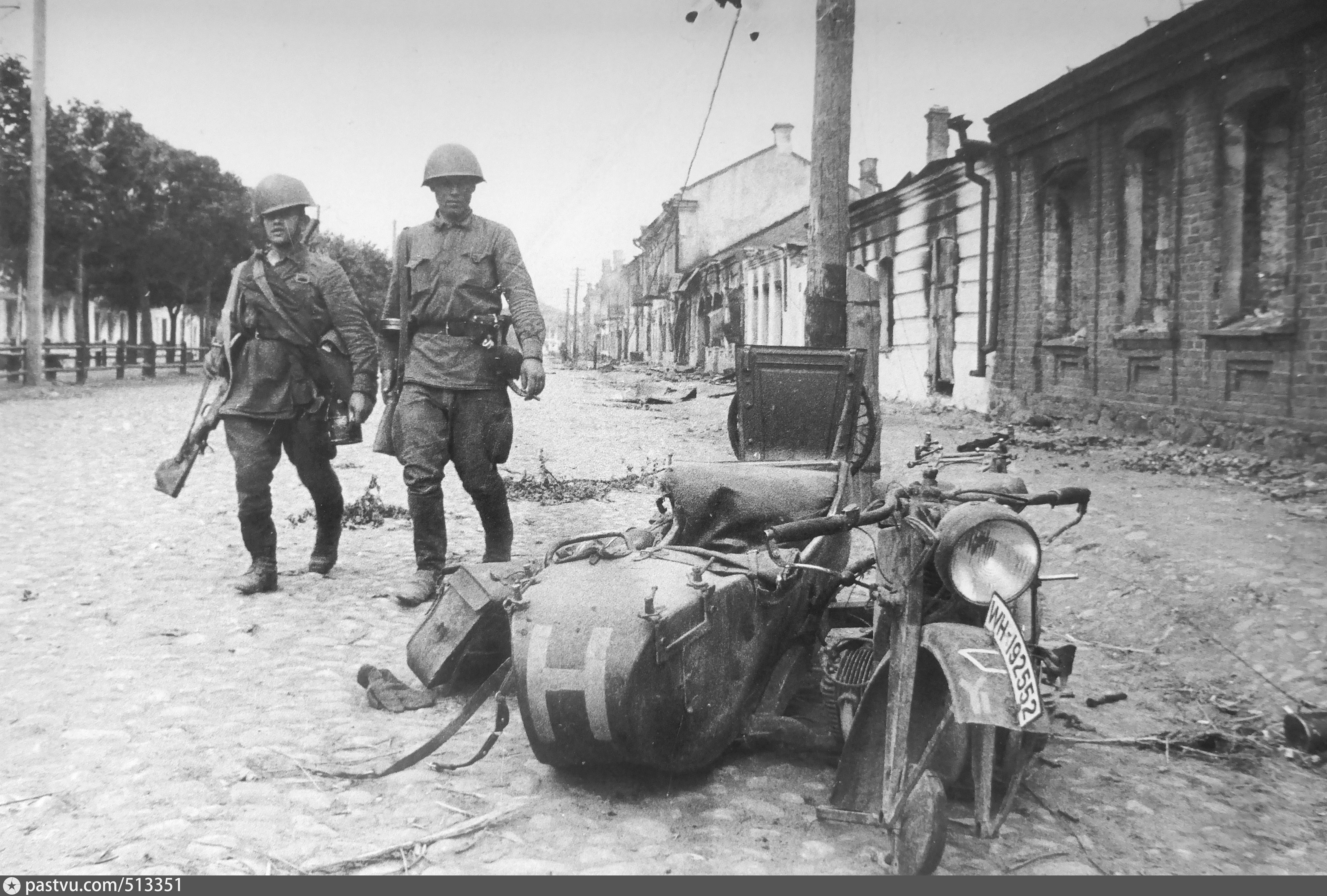 Немецкий фронт. Сольцы контрудар 1941. Контрудар под Сольцами 1941 фото. Контрудар под Сольцами 14-18 июля 1941. Фотоархив немецких солдат 1941-1945.