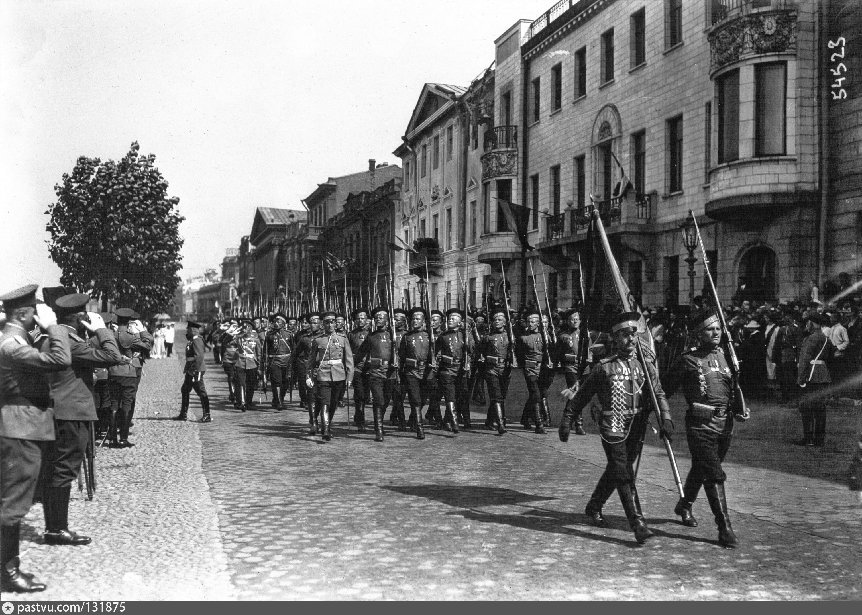 1914 год. Семёновский лейб-гвардии полк 1914. Преображенский полк 1914. Преображенский полк Российской империи. Премьер министр Франции 1914.