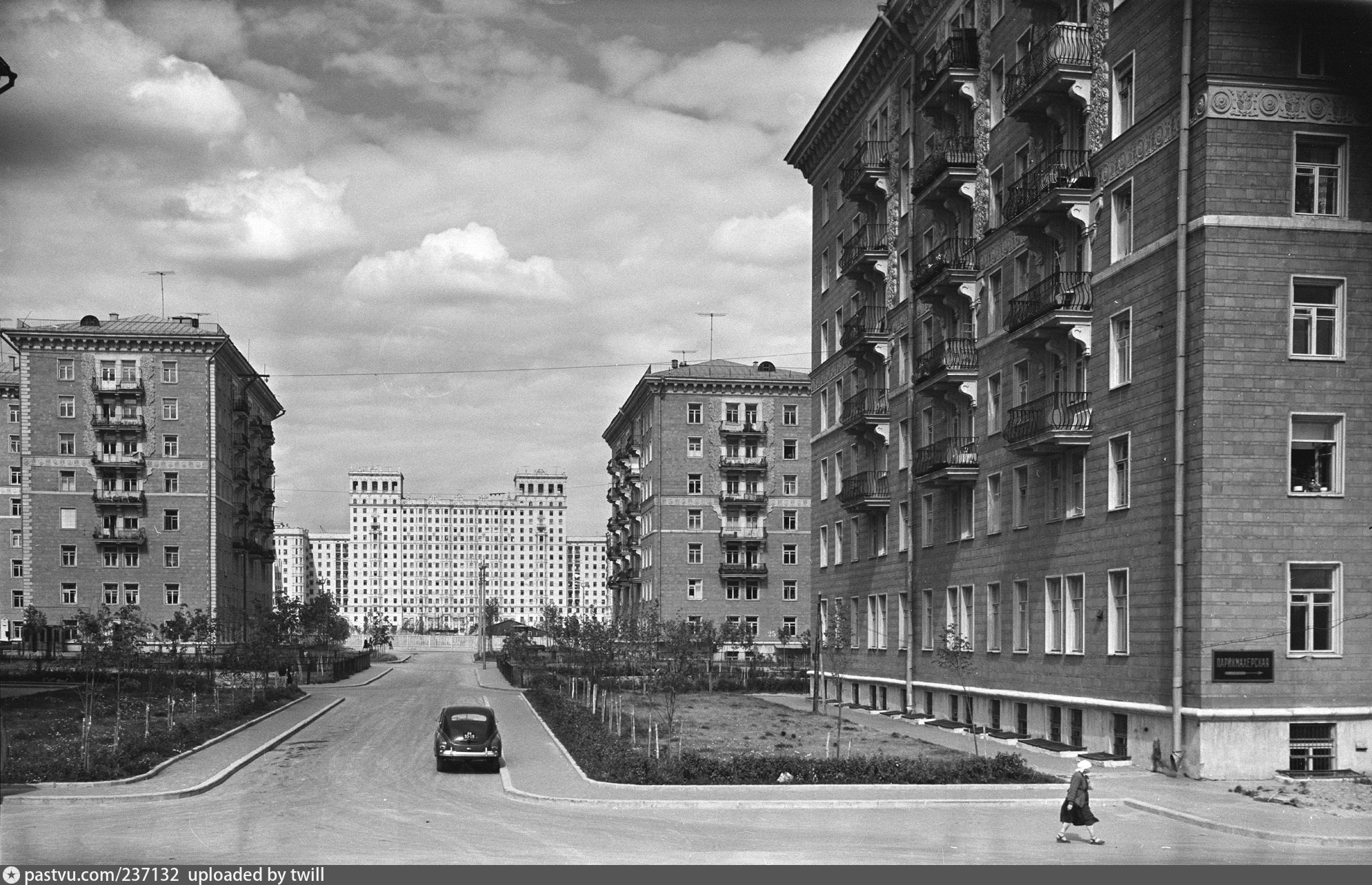 Красные дома и дом преподавателей МГУ - Retro photos