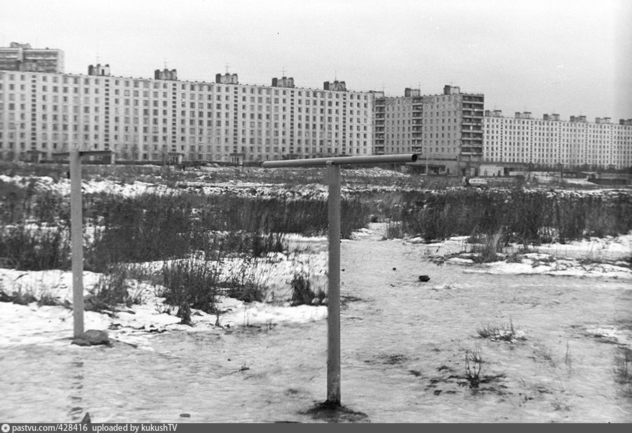 Улица островитянова. Улица Островитянова, дом 23, корпус 3. Коньково Москва 1994 год. Улица Островитянова на фото. Улица Островитянова старые фото.