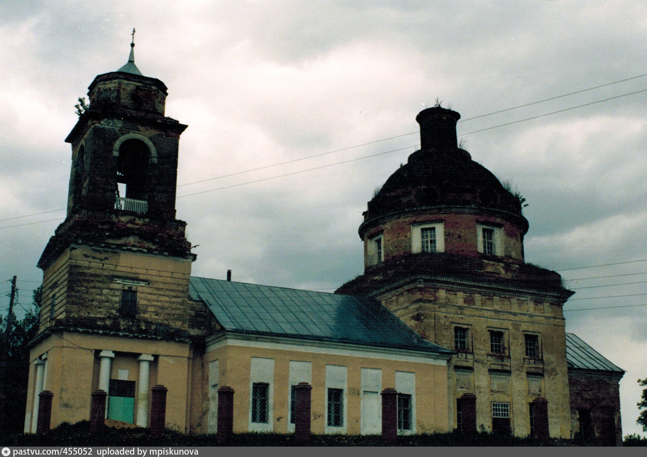 Белая Колпь Церковь