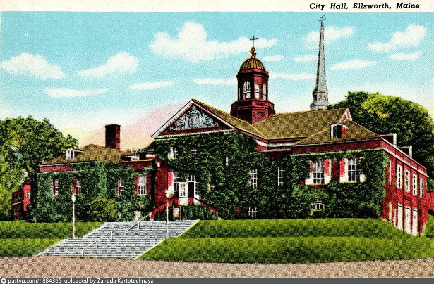 Ellsworth. City Hall