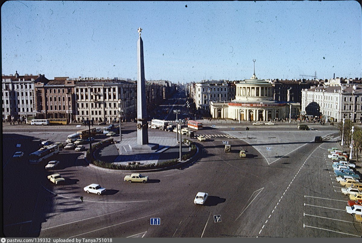 Площадь восстания в петербурге