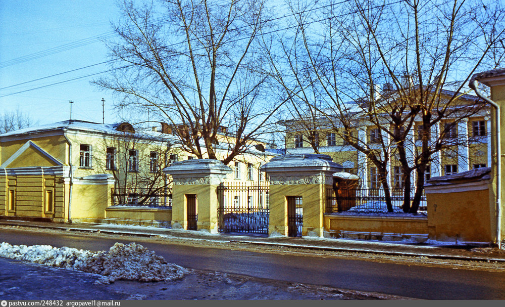 Голубая ордынка. Городская усадьба долговых Жемочкиных. Усадьба Жемочкиных на большой Ордынке. Усадьба Долгова на большой Ордынке. Ул. большая Ордынка. Усадьба долговых.