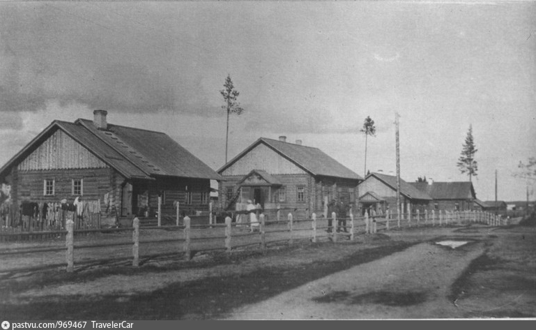 Винтаж медвежьегорск. Медвежья гора станция 1940 год. Медвежьегорск ГУЛАГ. Медвежьегорск 1940 год. Карелия ГУЛАГ Медвежьегорск.