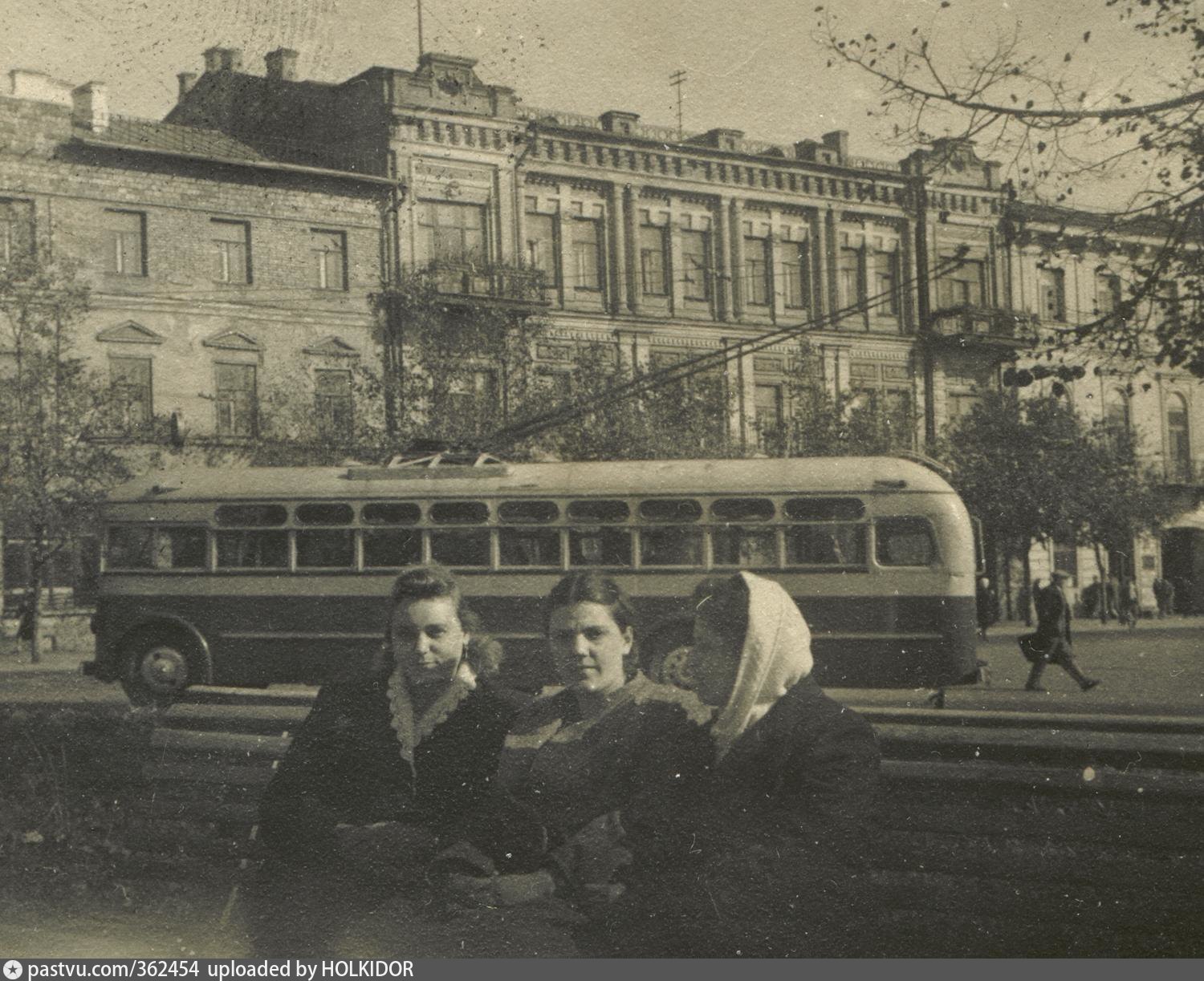 Погода в калинине. Площадь Калинина в Ленинграде. Проспект Калинина Калининград до войны. Площадь Калинина Новосибирск 1950. Калининский район Санкт-Петербурга площадь Калинина.