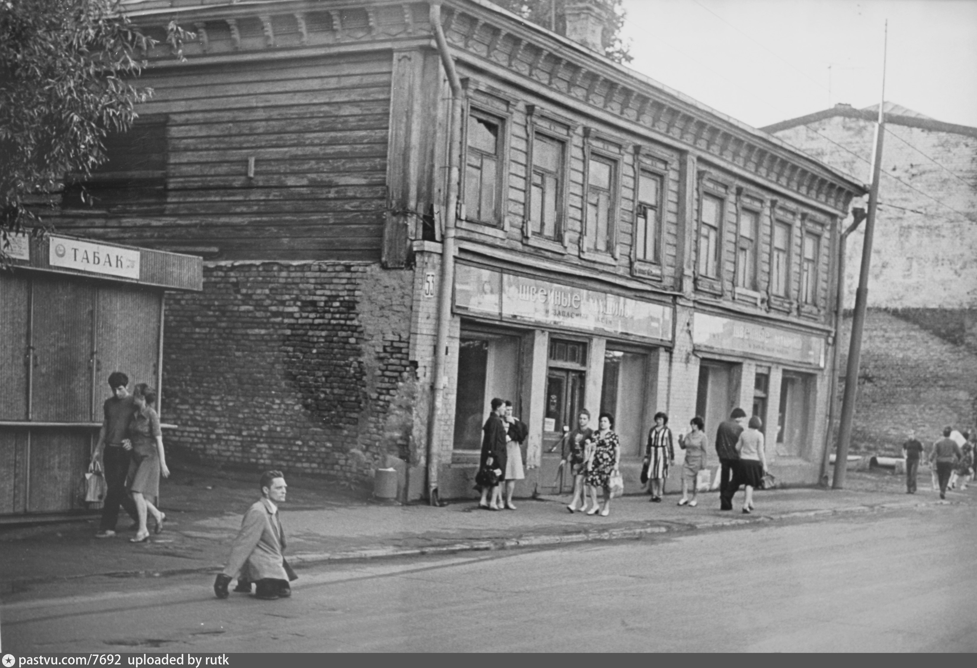 Жизнь в 60 80 годы. Москва улица Фрунзе 1970. Район Марьина роща в 1962. Таганская площадь 1990.