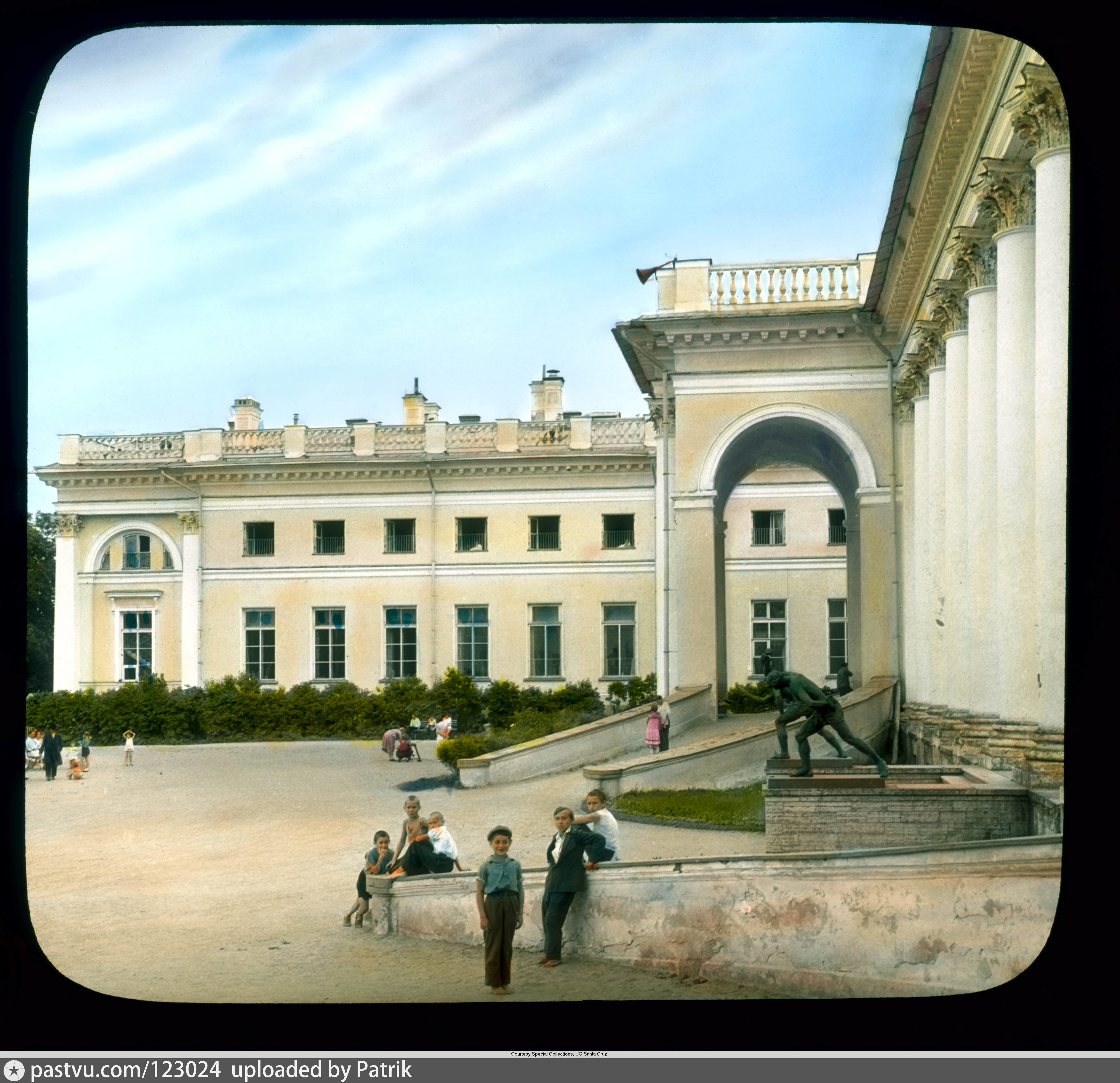 александровский дворец в царском
