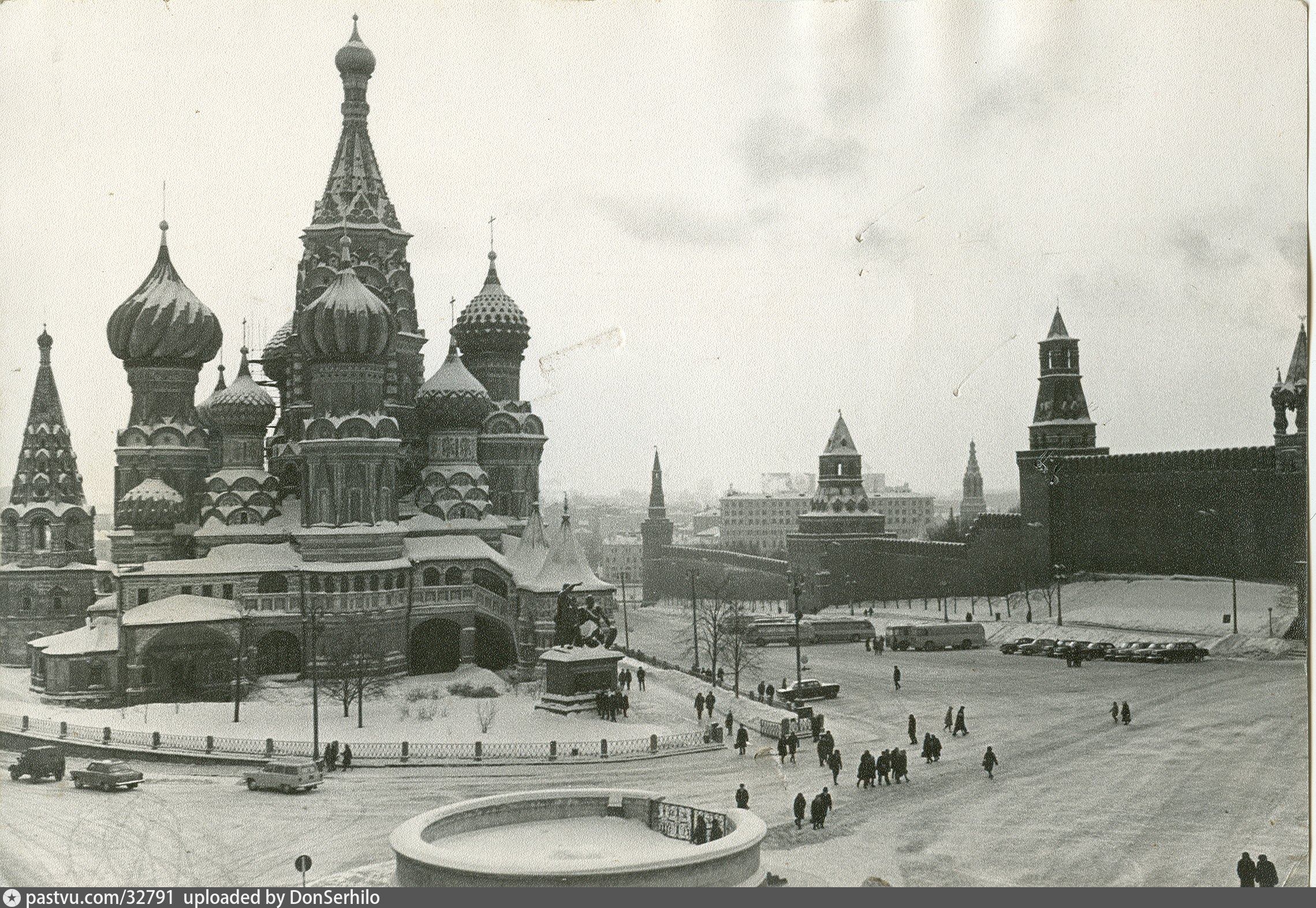 Что раньше было в мире. Красная площадь Москва в 1905 года. Красная площадь Москва 20 век. Старая красная площадь в Москве.