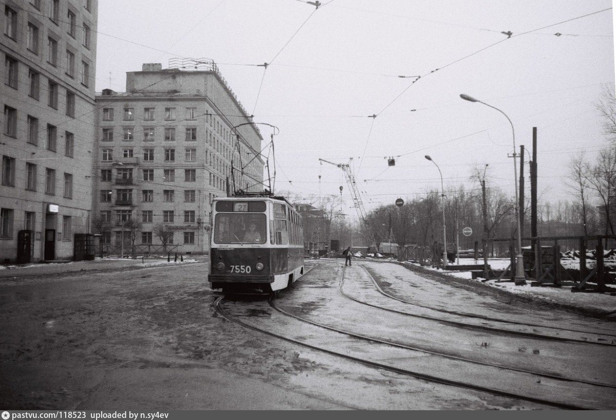 Ломоносовская большевиков. Трамвай Ленинград 1970. Ленинград Щемиловка.