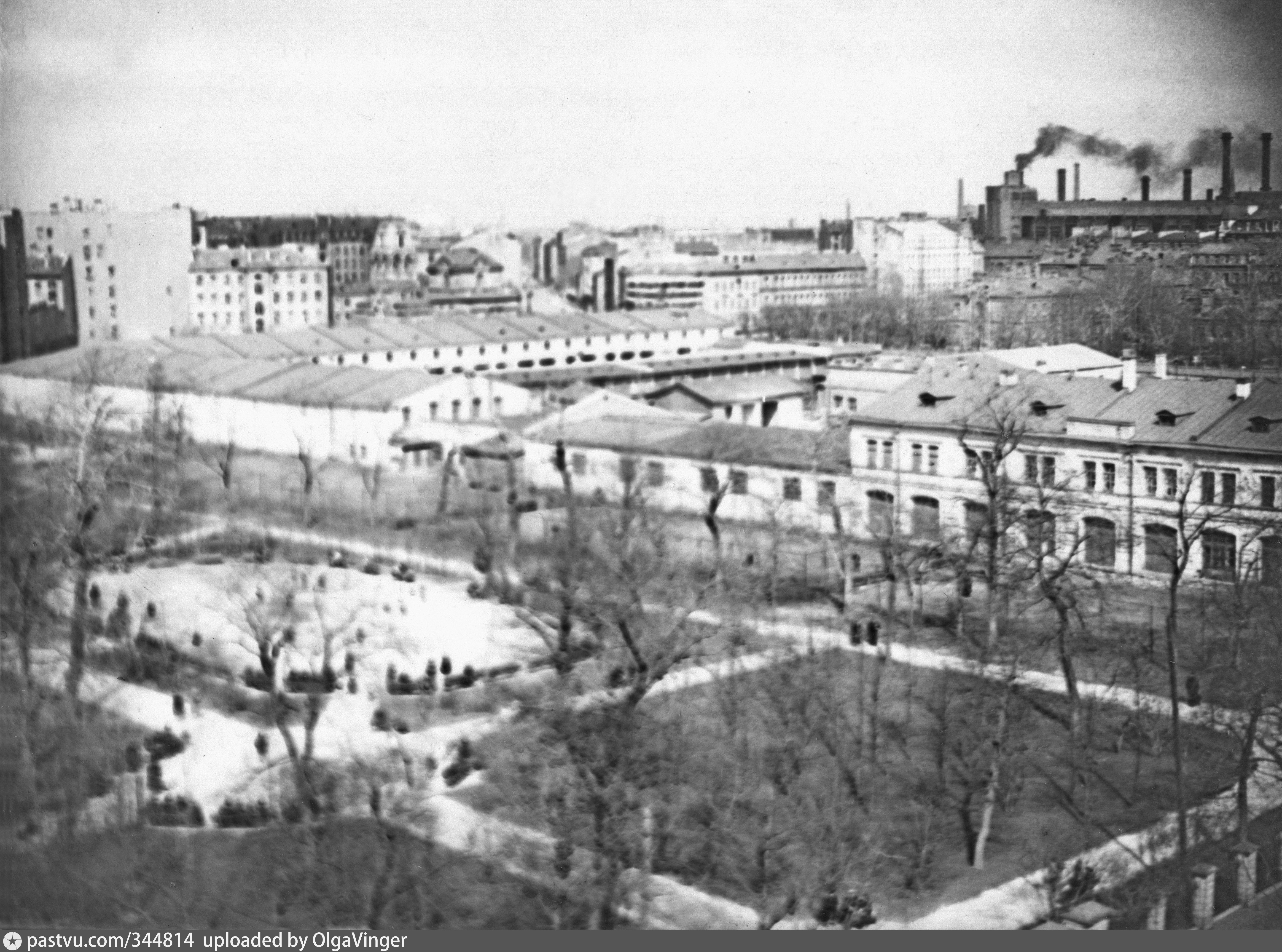 Сад Чернышевского в Петербурге