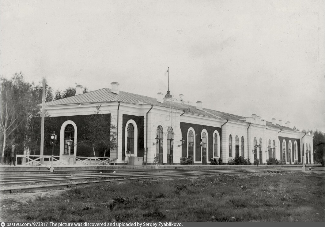 Ярославль 100 лет назад. ЖД станция Ярославль 1910 год. Станция Ярославль Московский. Ярославль 1870. Московский вокзал Ярославль.