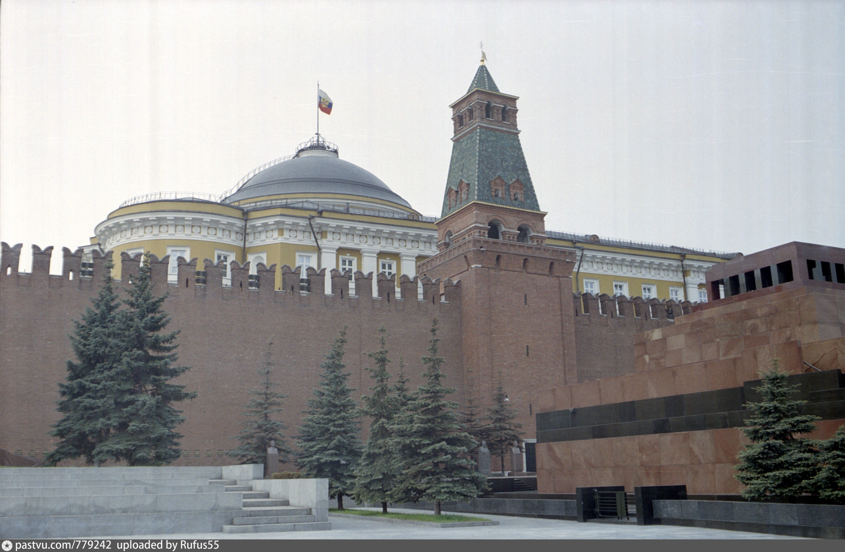 сенатская башня кремля