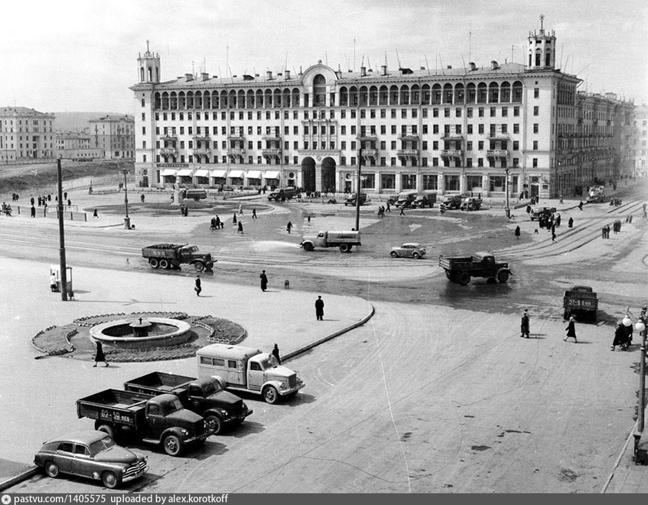 Площадь маяковского в новокузнецке