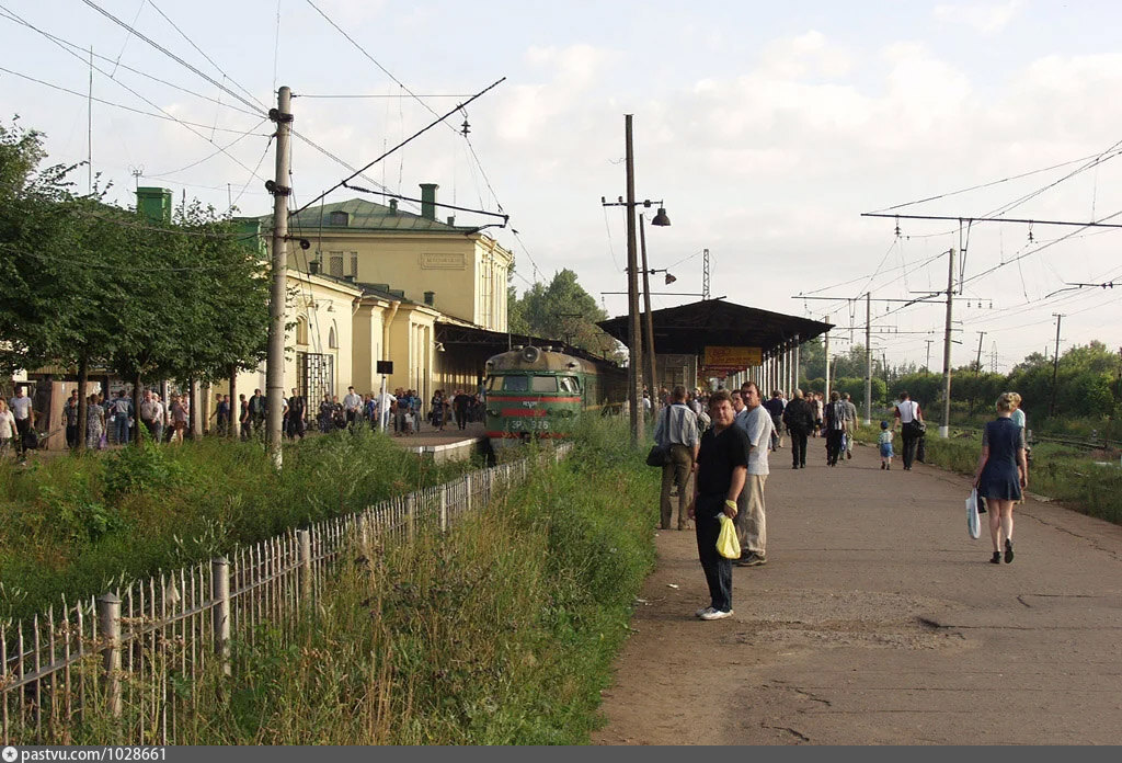 Станция село. Город Пушкин станция детское село. Шушары в 90-е. Вокзал детское село. Шушары СССР.