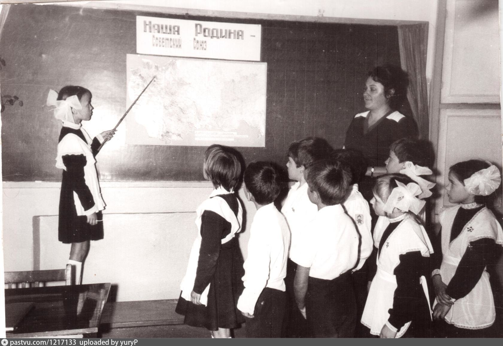 34 Школа Смоленск. Школа 34 Москва. Школа 34 Таганрог. Школа 970 фото класса 1988 года.