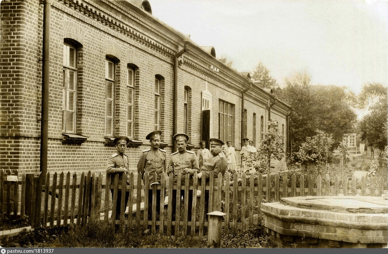 Лазарет краснодар. Усадьба пады Балашовский район. Село пады Саратовская область Балашовский район. Балашов село пады. Усадьба Нарышкиных Балашовский район.