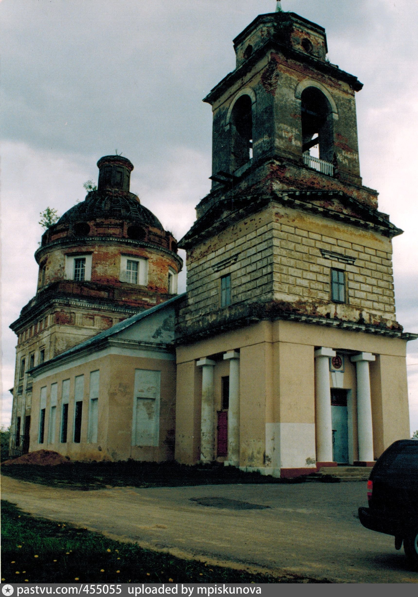 Белая Колпь Церковь