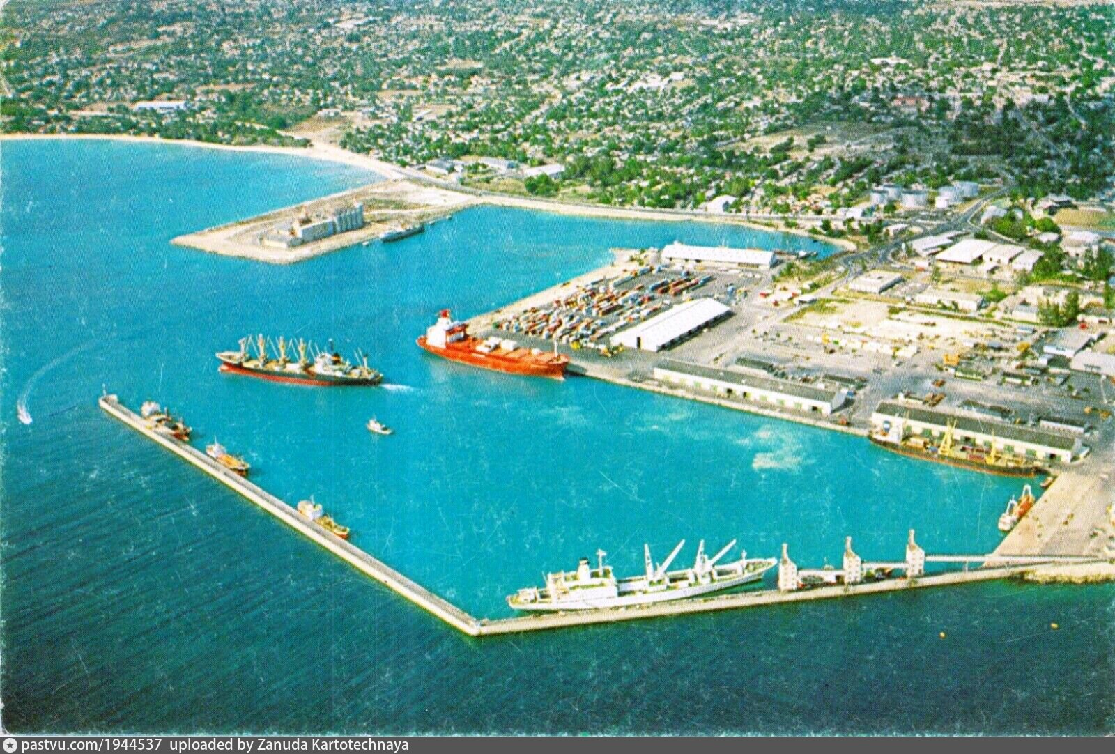 bridgetown-harbour