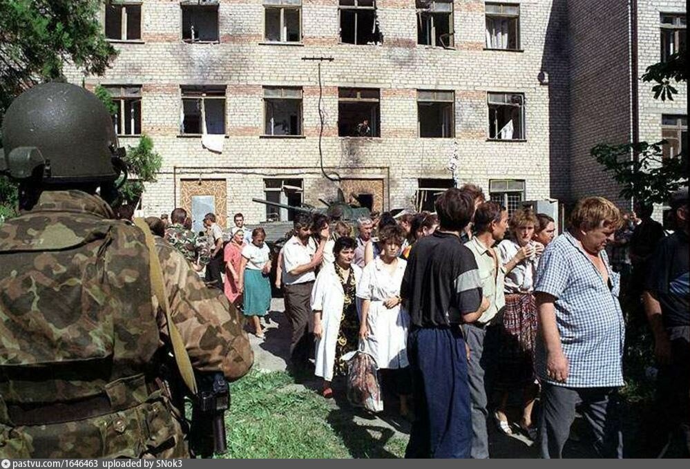 Буденновск 14 июня 1995 года. Штурм больницы в Буденновске 1995. Будённовск 1995 больница.
