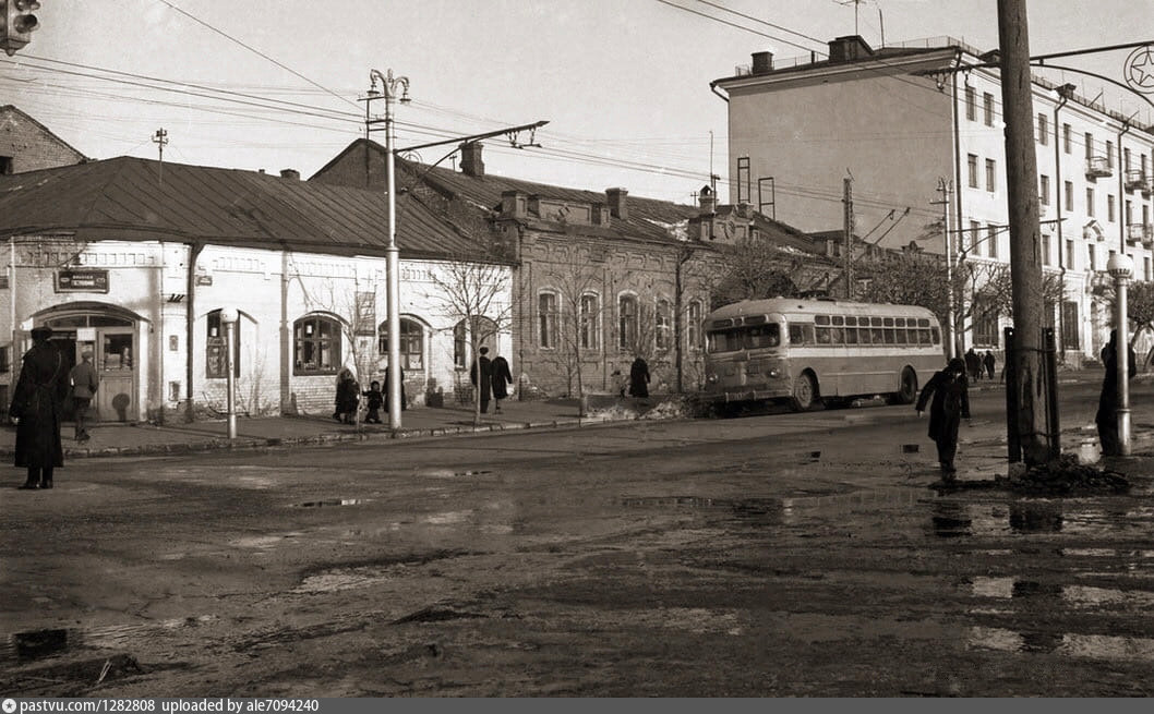 Ленина старая. Ул Либкнехта Рязань. Старая Рязань перекрёсток Ленина и Либкнехта. Перекрёсток, Рязань, Введенская улица. Старый перекресток.