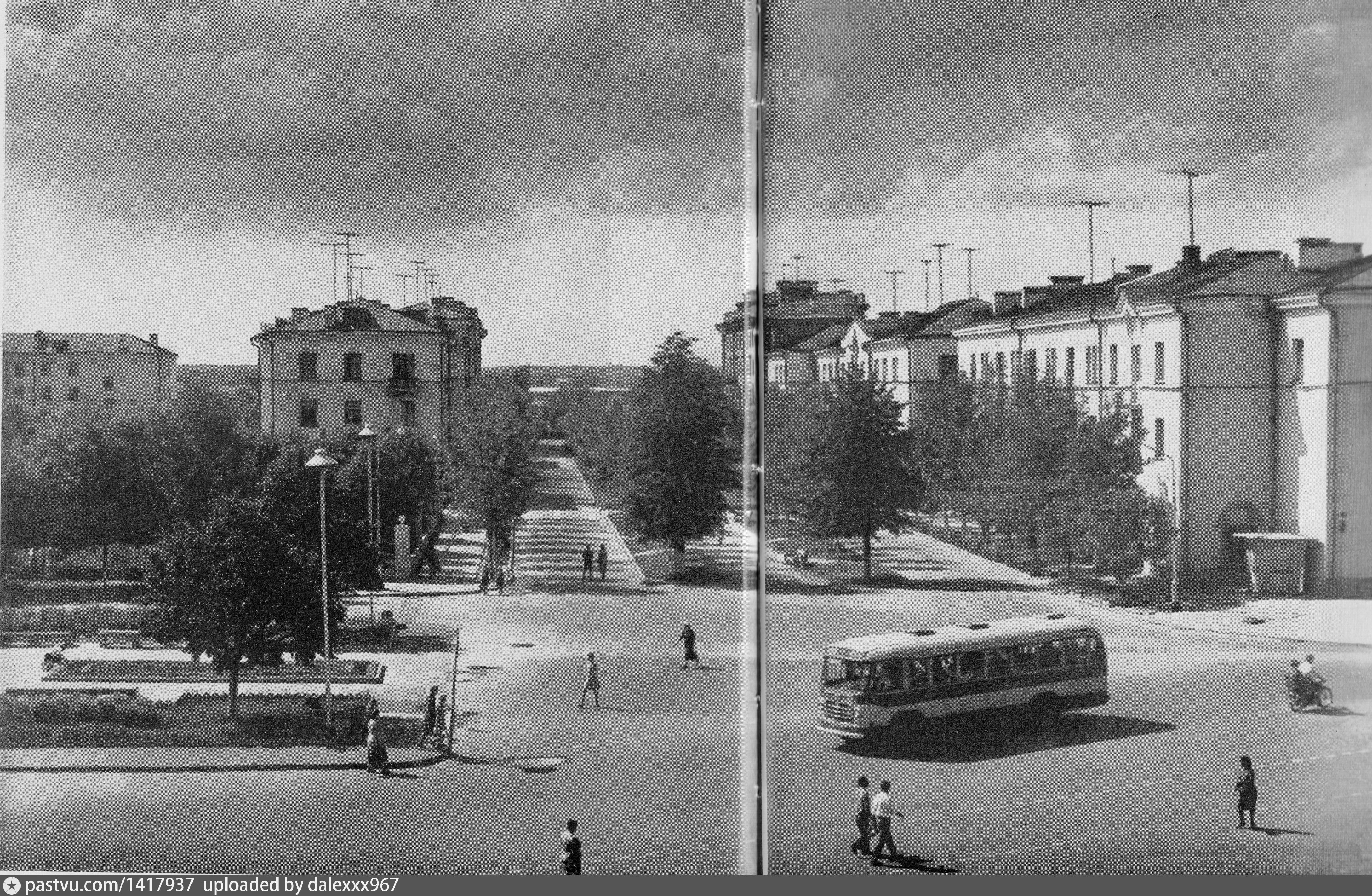 Советский ленинградская область. Город Волхов 1941. Старый Волхов. Волхов Кировский проспект после войны. Город Волхов во время войны.