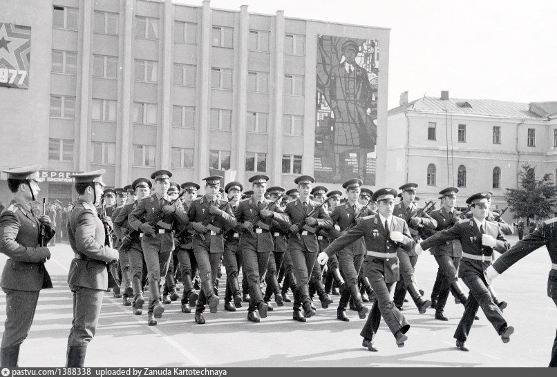 Камышинское высшее военное строительное командное. Курсанты РВВДКУ 1980. КВВСКУ 1991 года. РВВДКУ Ленинского Комсомола. КВВСКУ выпуск 1991.