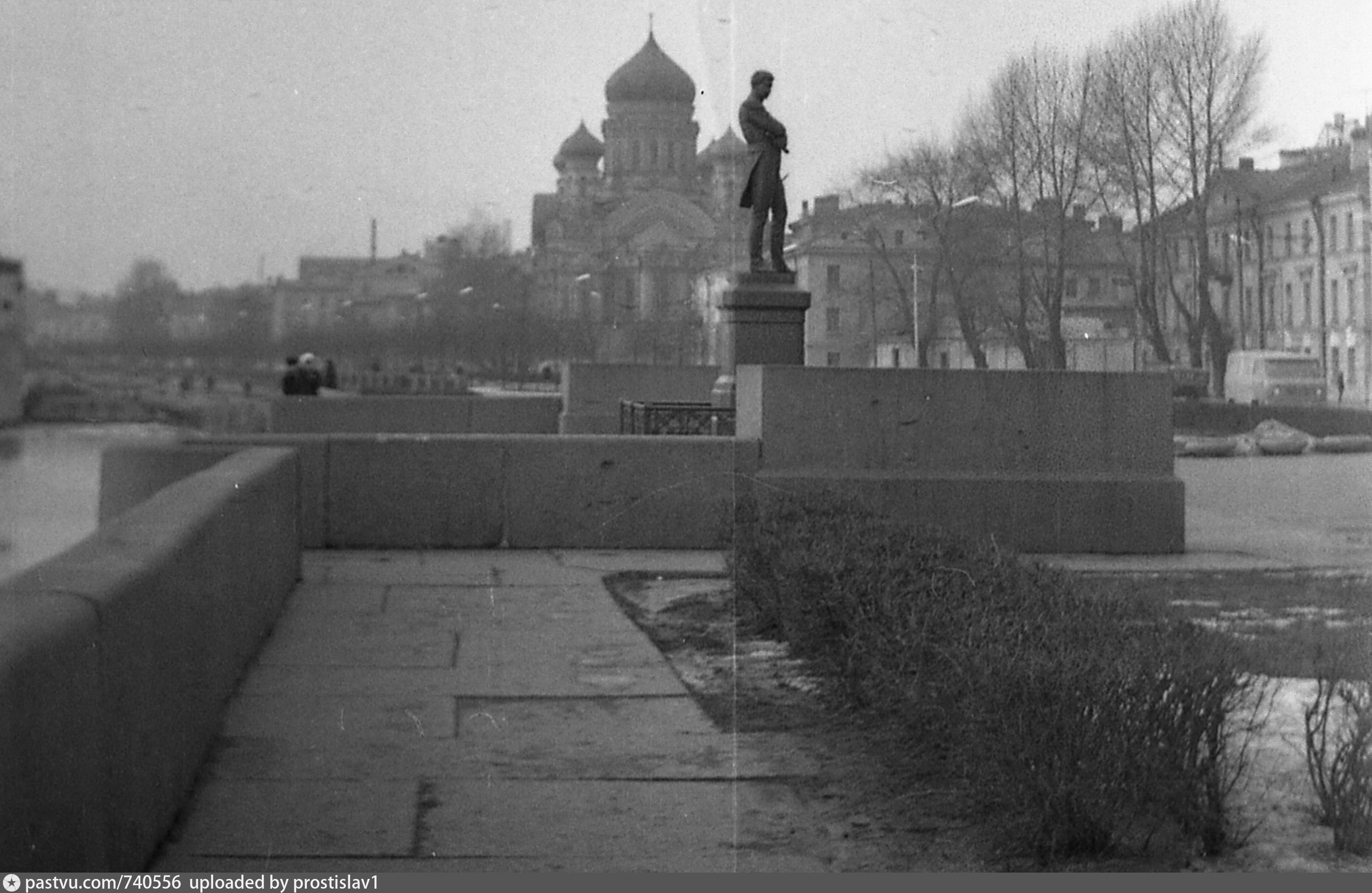 памятник крузенштерну в санкт петербурге