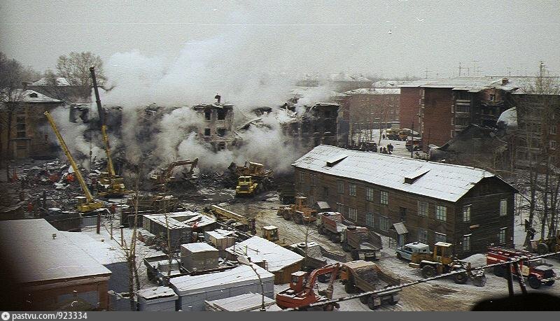 Фото 6 декабря. Катастрофа АН 124 В 1997г. Гражданская 45 Иркутск. 6 Декабря 1997.