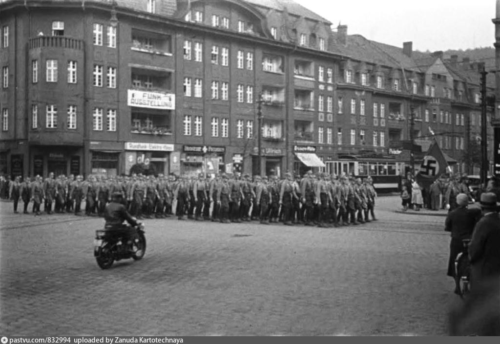 Любек 1942 года фотографии. Франклин рузвельт. 1933 1936 событие. 1933 1936 событие. 1933 1936 событие.