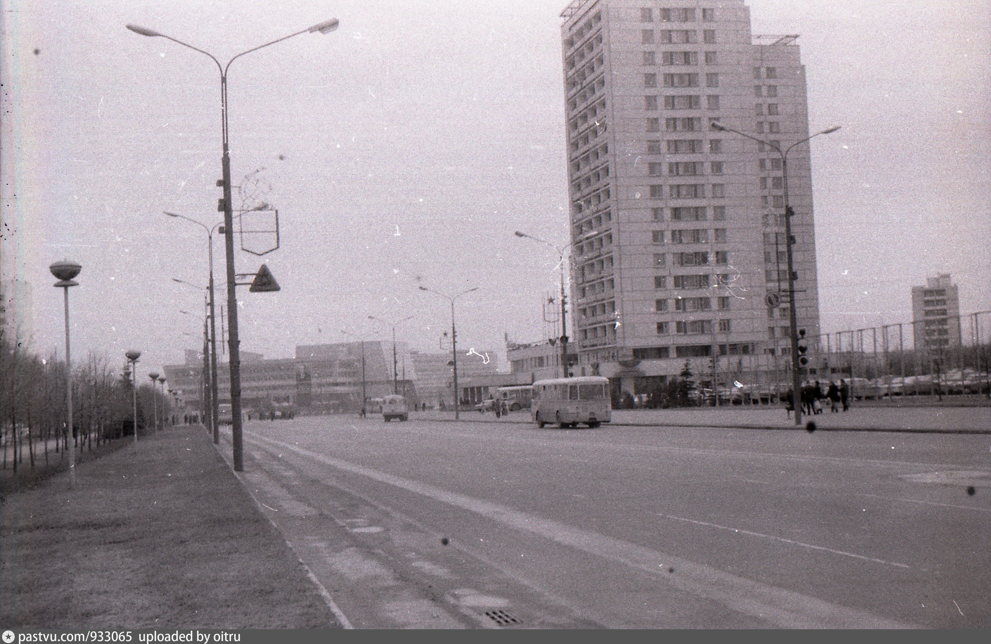 Центральный проспект. Ленинский проспект 1980.