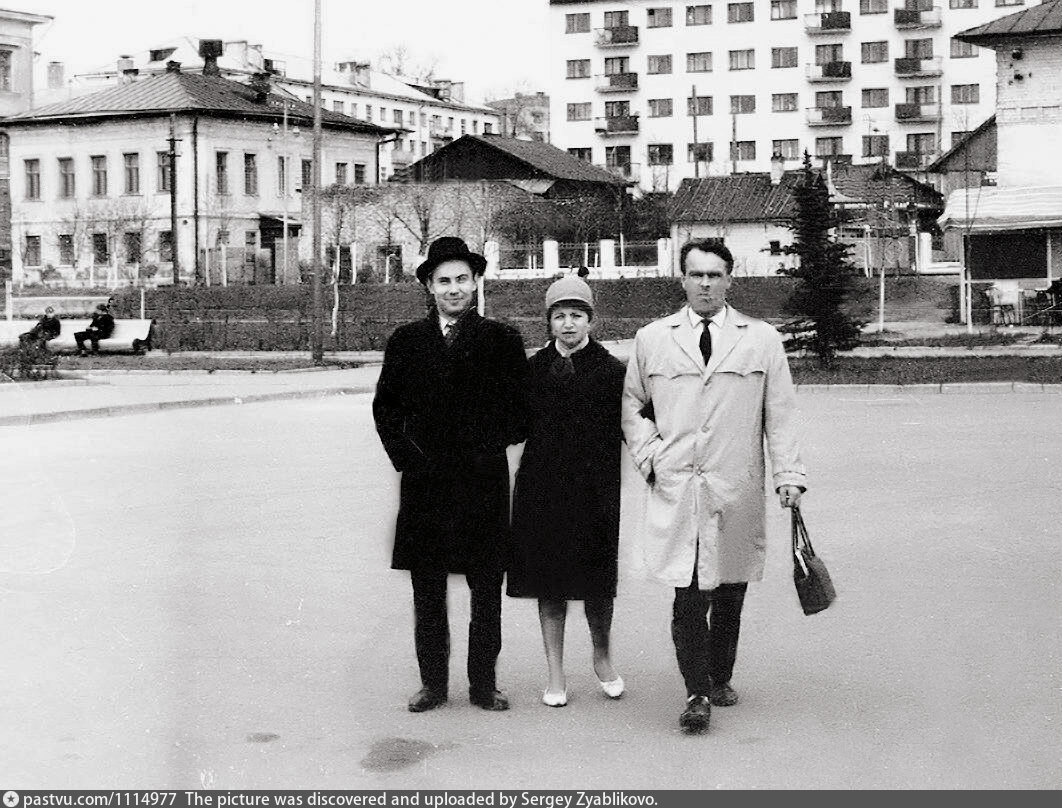 Вторые секретари обкома. Первый секретарь обкома Комсомола 1980. Хворов секретарь Молодечненского райкома Комсомола. Секретари обкома Комсомола Перми.